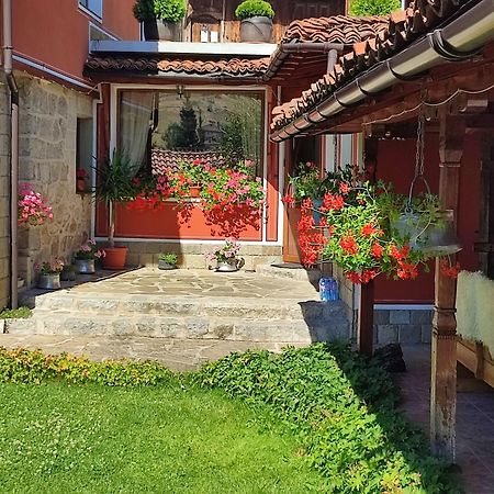 Радкината Къща Hotel Koprivshtitsa Bagian luar foto