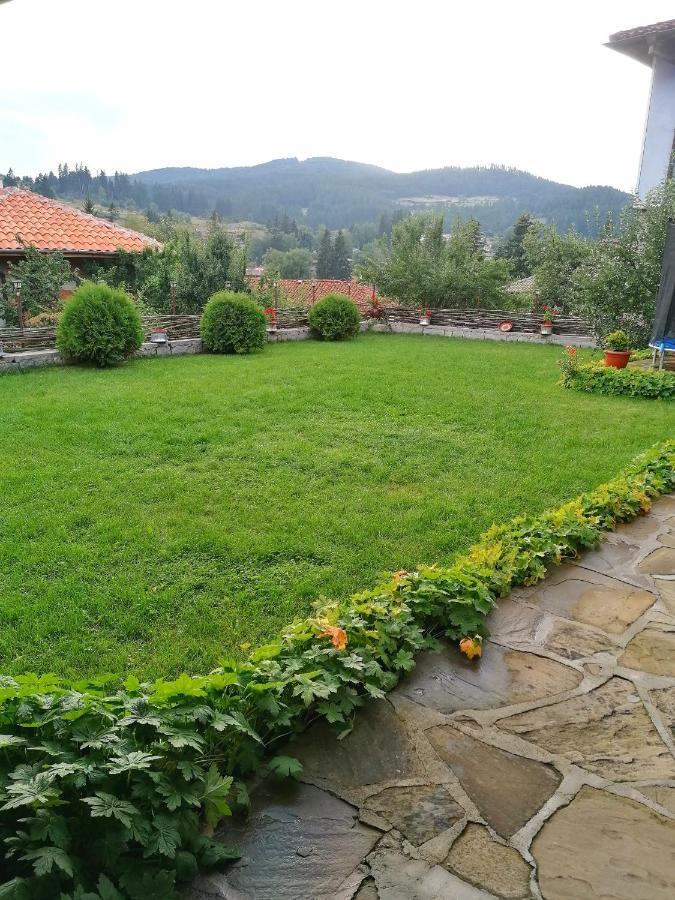 Радкината Къща Hotel Koprivshtitsa Bagian luar foto