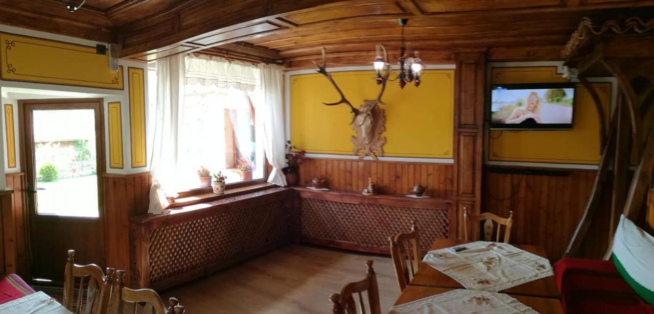 Радкината Къща Hotel Koprivshtitsa Bagian luar foto