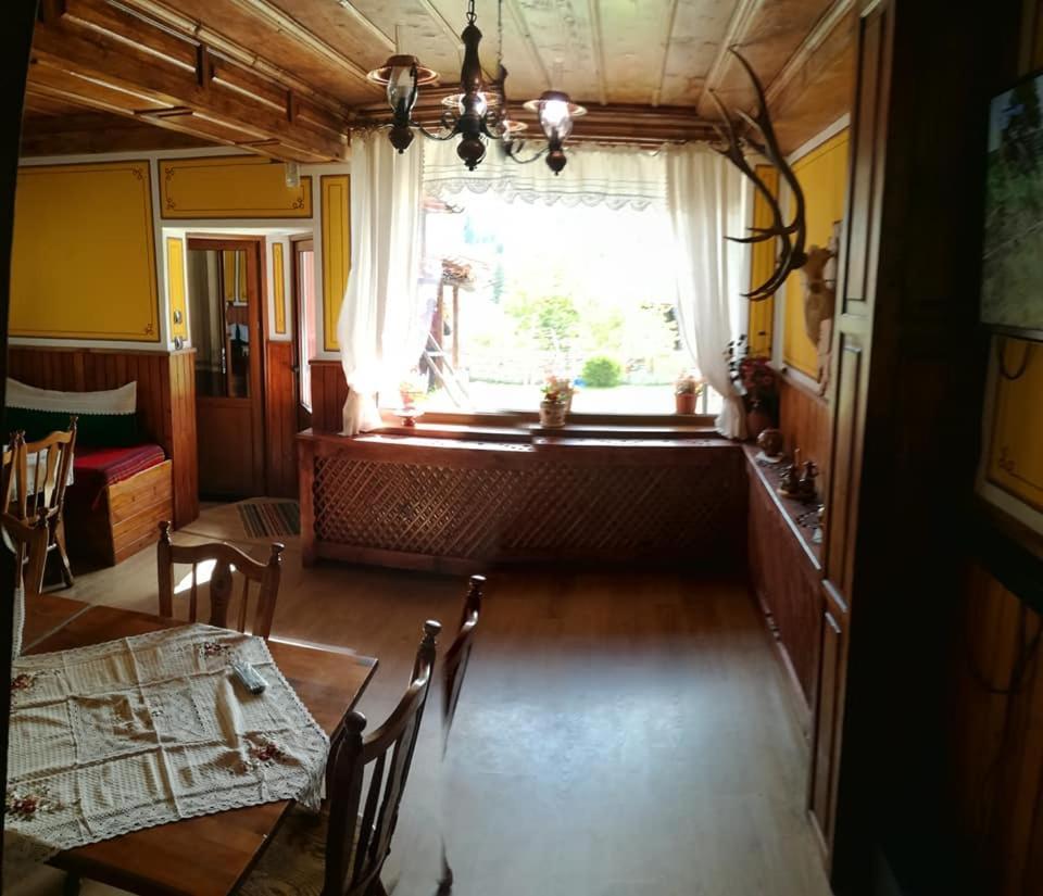 Радкината Къща Hotel Koprivshtitsa Bagian luar foto