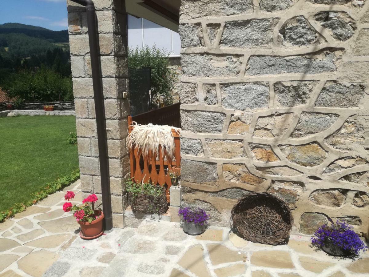 Радкината Къща Hotel Koprivshtitsa Bagian luar foto
