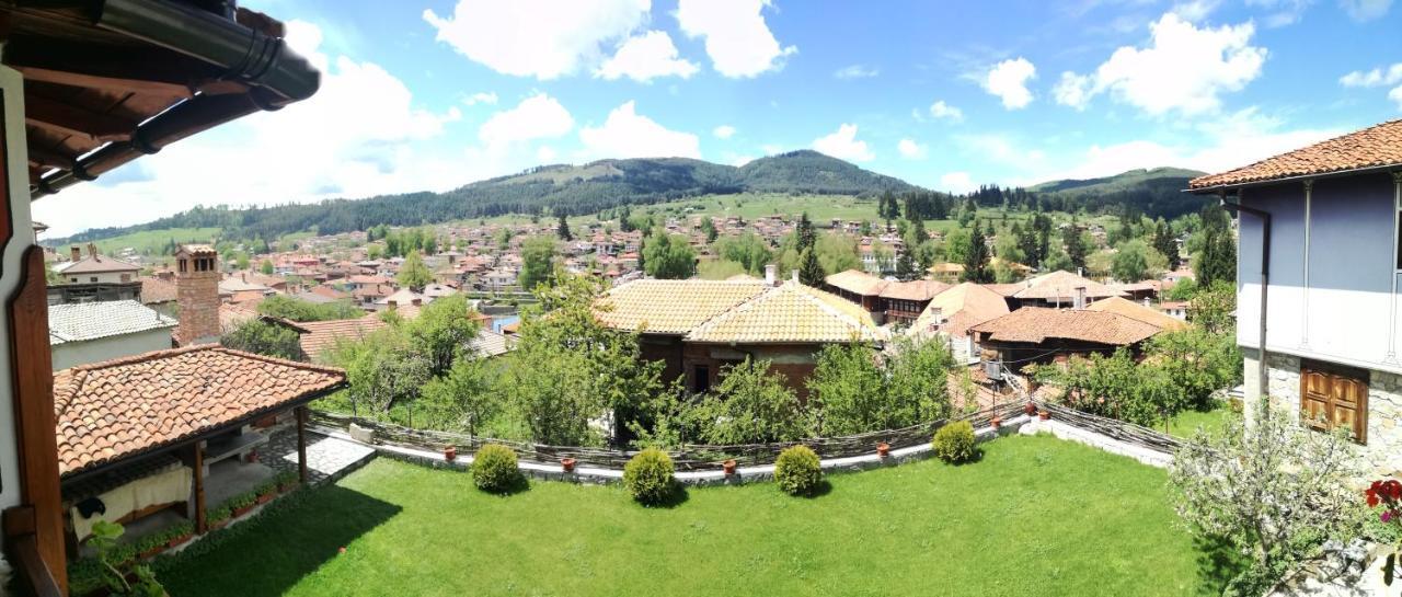 Радкината Къща Hotel Koprivshtitsa Bagian luar foto