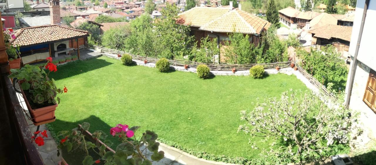Радкината Къща Hotel Koprivshtitsa Bagian luar foto